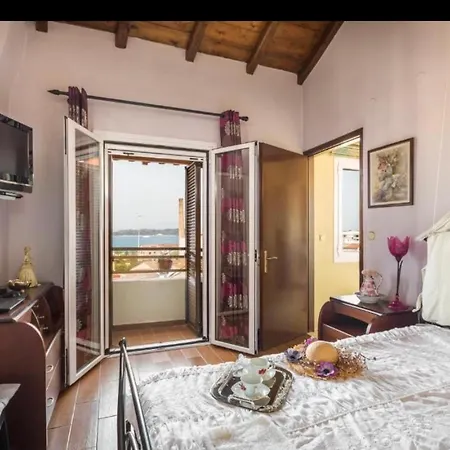 Makis Sea-View Apartment-Corfu Port Mantouki Экстерьер фото