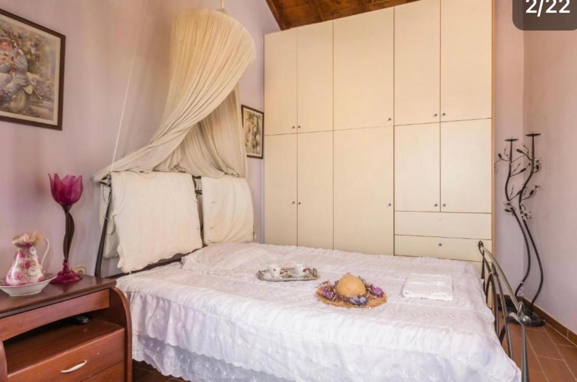 Makis Sea-view Apartment-corfu Port Apartment